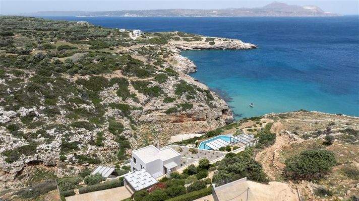 Kreta, Kokkino Chorio: Traumvilla mit makelloser Aussicht mit einer privaten Bucht zu verkaufen