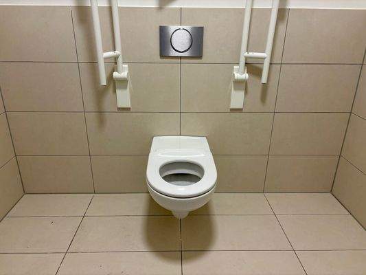Behindertengerechtes WC