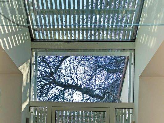 Eingangsbereich Verschattung.jpg