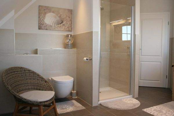 im großen Dusch & Wannenbad