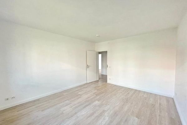 Grosses Schlafzimmer