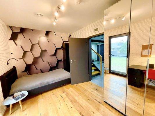 Schlafzimmer EG / Büro