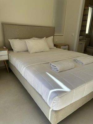 Kreta, Pirgos Psilonerou: Wohnung in schöner Wohnanlage zu verkaufen