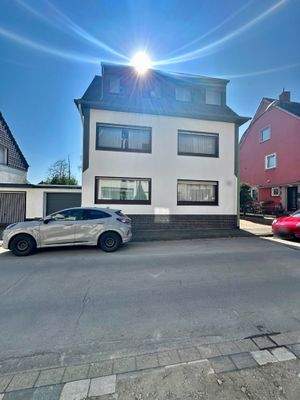 Frontansicht des Hauses