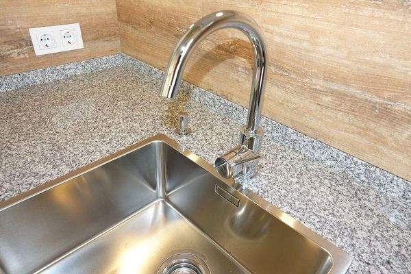 Detail Küche - Granitplatte