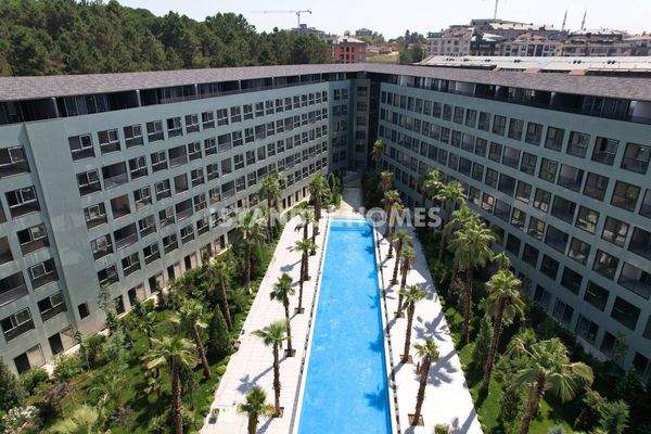 Nature-View Flats near Public Transportation in Istanbul Eyupsultan