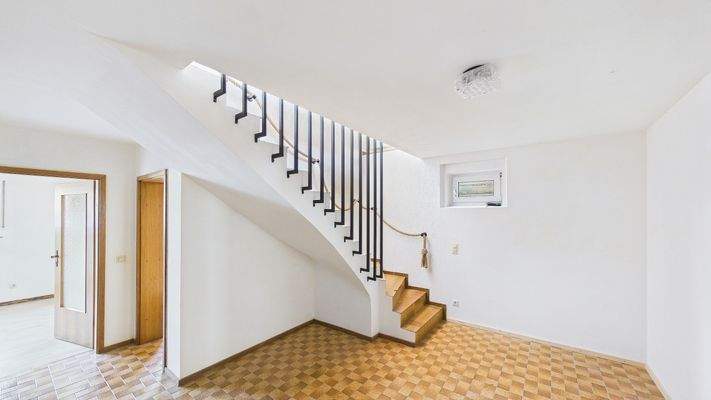 KELLERBEREICH - FLUR | VORHER (KI)