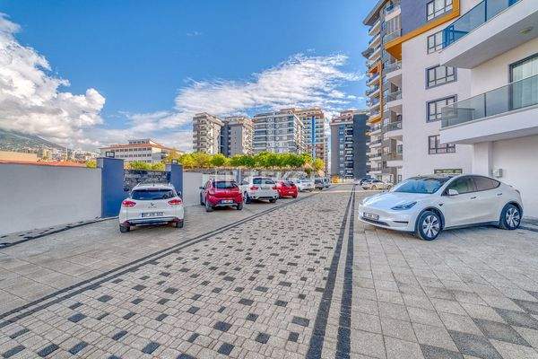 Sea View Apartments in Central Mahmutlar, Alanya