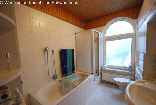 Gebäude 1, Vollbad OG