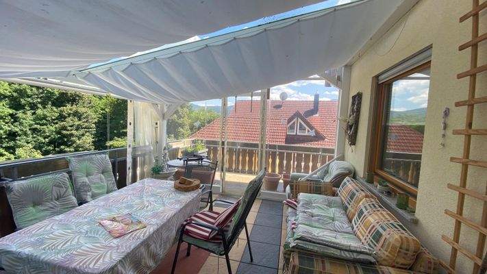 überdachter Terrasse und...