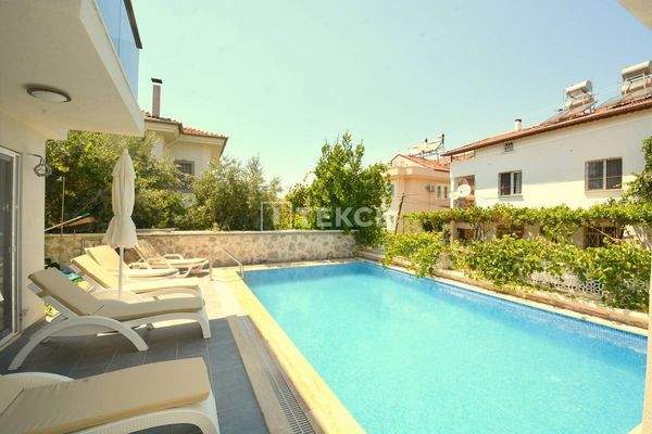 Detached 4-Bedroom Villa Near the Beach in Fethiye Akarca