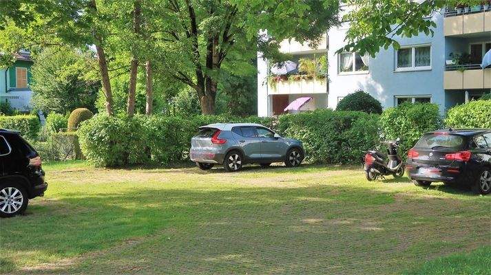 10 Außenstellplätze