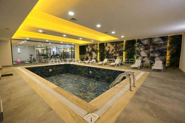 Modern Properties within a Complex Near Beach in Mahmutlar, Alanya