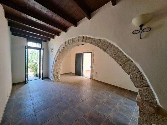 Kreta, Douliana: Renoviertes Steinhaus mit Pool und Garten zu verkaufen