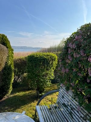 Terrassenecke im Garten zum See GE