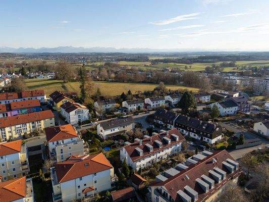 Luftaufnahme mit Gebirge