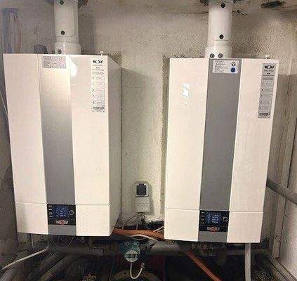 zwei neue Gaszentralheizungen (2023)