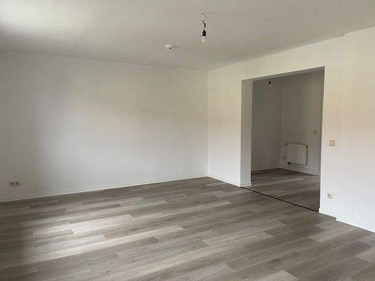 Wohn/ und Schlafzimmer