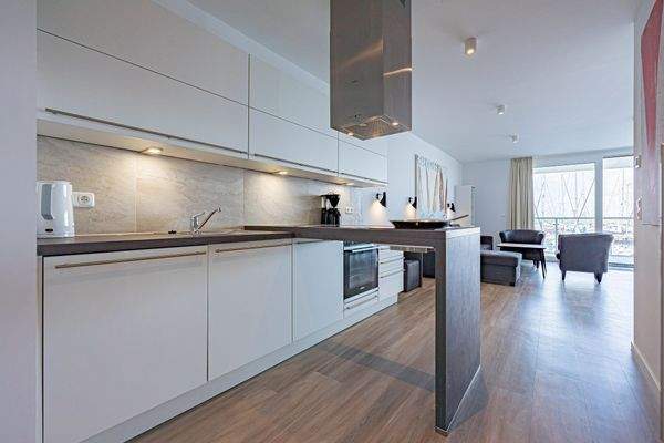 Eingangsbereich mit Küche…