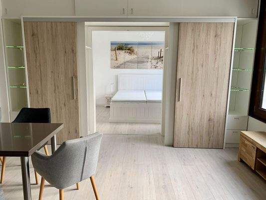 Schlafzimmer mit Schiebetür