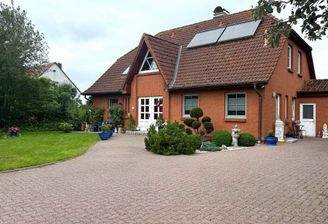 Einfamilienhausin Wöhrden