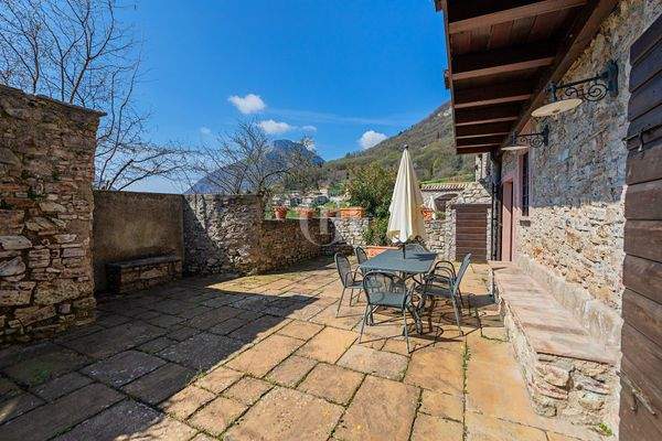 Terrazzo appartamento 1