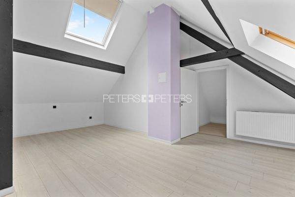 Schlafzimmer mit Ankleide Dachgeschoss