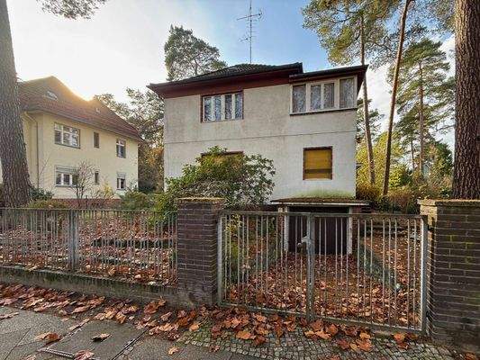 02_Vorgarten und Garageneinfahrt