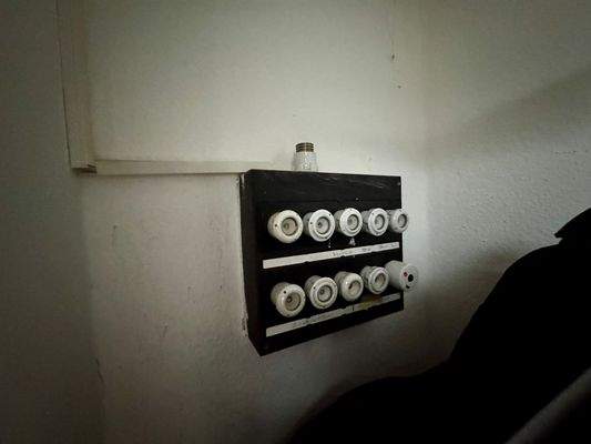 3. OG 1-Zimmer: Sicherungskasten