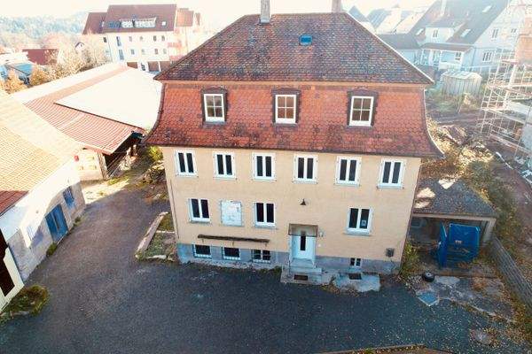 dji_fly_20251106_095434_371_1762421365858_photo.jp