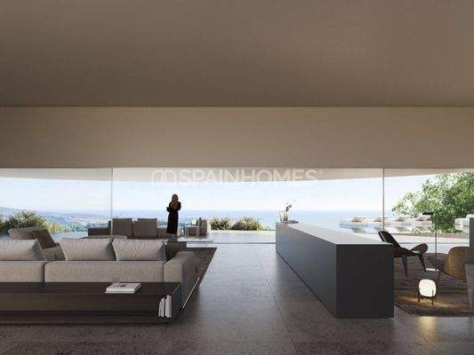 Eco-Friendly Sea-View House in Sotogrande Cadiz