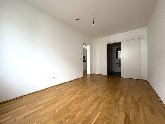 20251212_121930432_iOS