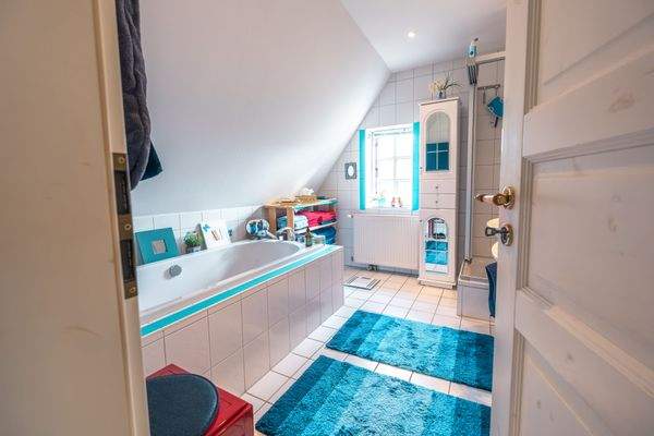 Bad Hauptschlafzimmer OG.