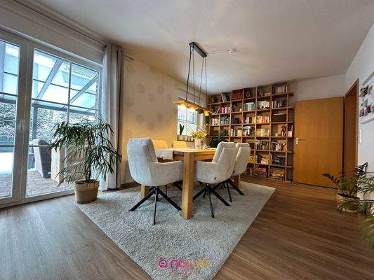 Gemütlicher Essbereich