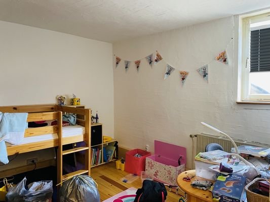 Kinderzimmer im 2. OG