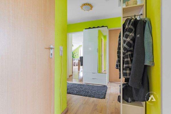 Flur und Eingangsbereich