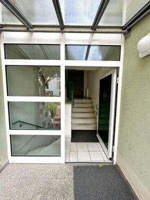 Eingangsbereich / Treppenhaus