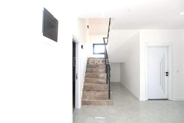 Spacious Detached Villa with Garden in Belek Antalya