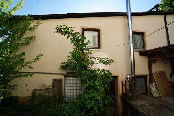 Eingang zur Werkatatt (Garage )