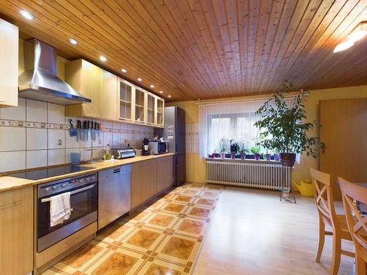 Ideales Mehrgenerationenhaus in Nalbach Erdgeschoss