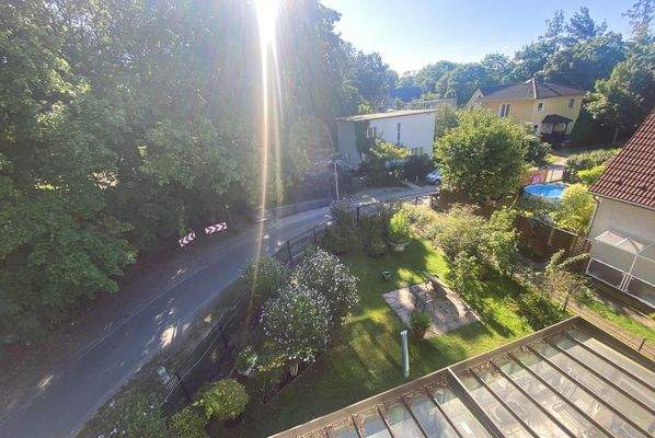 Blick aus dem Dachfenster