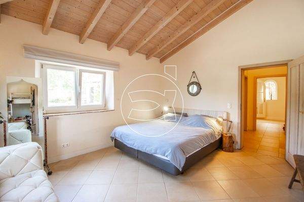 Großzügiges Anwesen