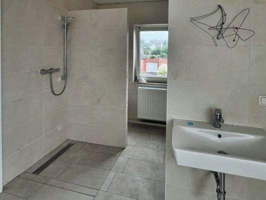 Einfamilienhaus, Bad im Obergeschoss