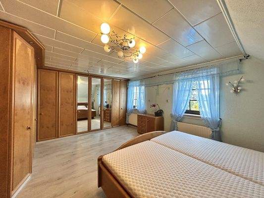Schlafzimmer OG