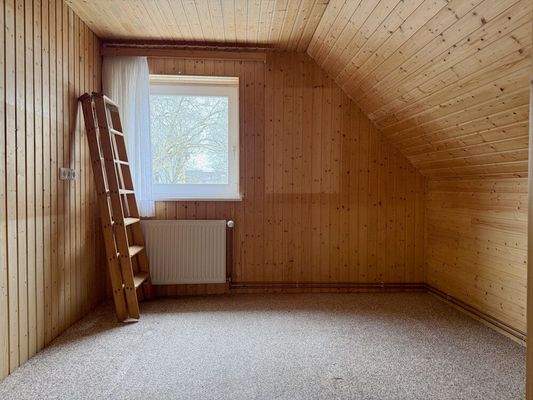 Halbes Zimmer Dachgeschoss