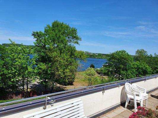 Terrasse mit Blick auf den Möhnesee