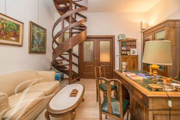 Living-room Wooden floor