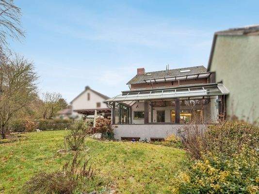 Rückansicht mit Garten