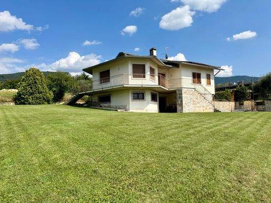 WhatsApp Image 2025-08-18 at 18.22.07.jpeg