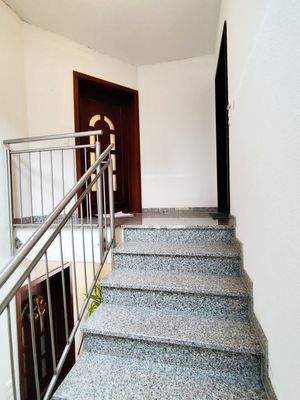 Aufgang zur Wohnung